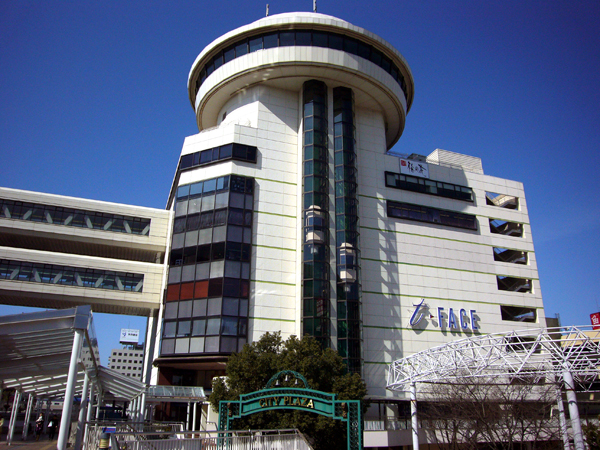 豊田市駅西口市街地再開発ビル外観