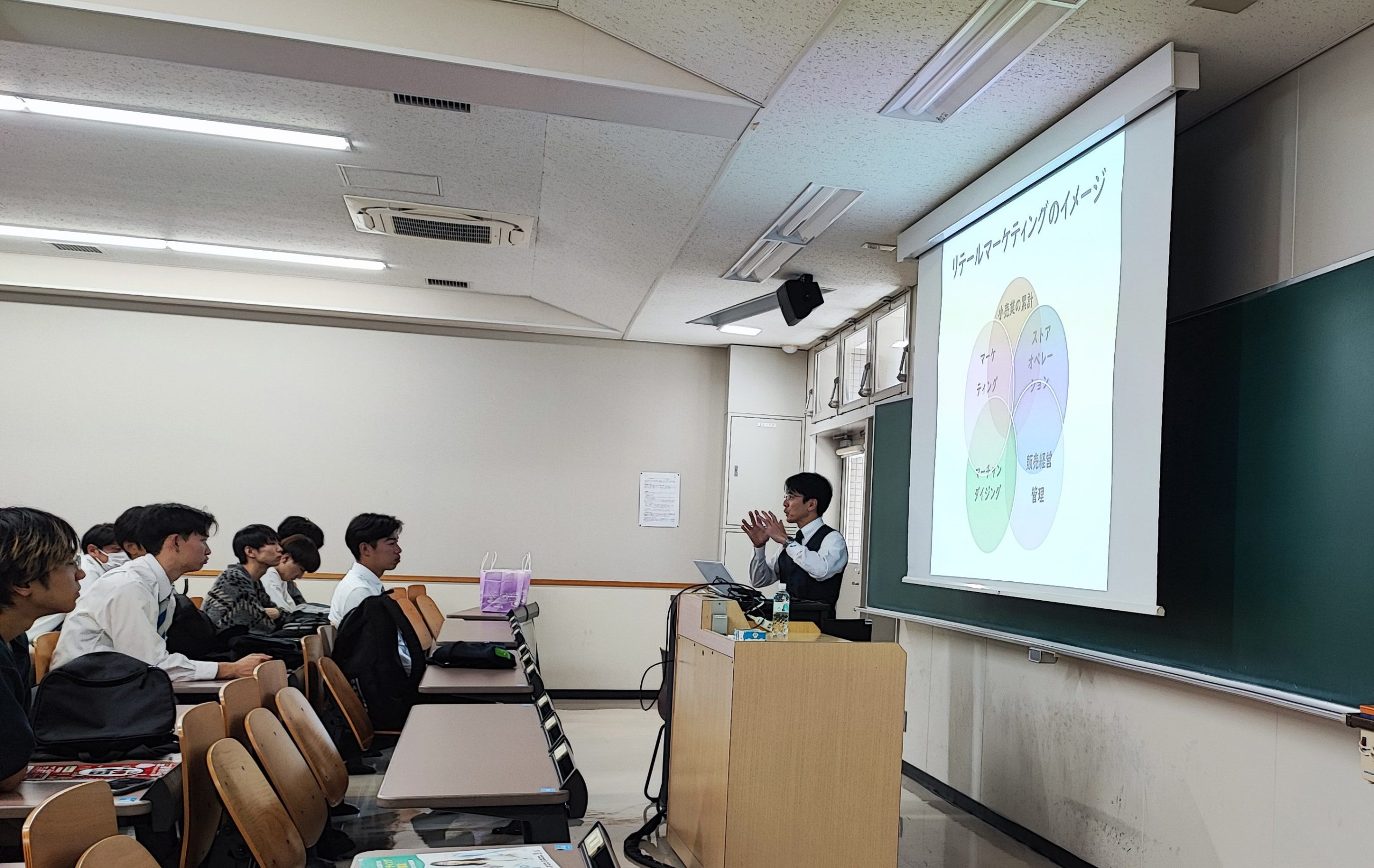 福岡大学